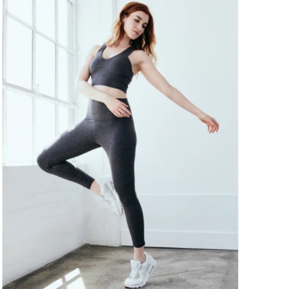 Quince Tops - Quince Ultra-Soft Performance Cropped Tank NWOT Black Large